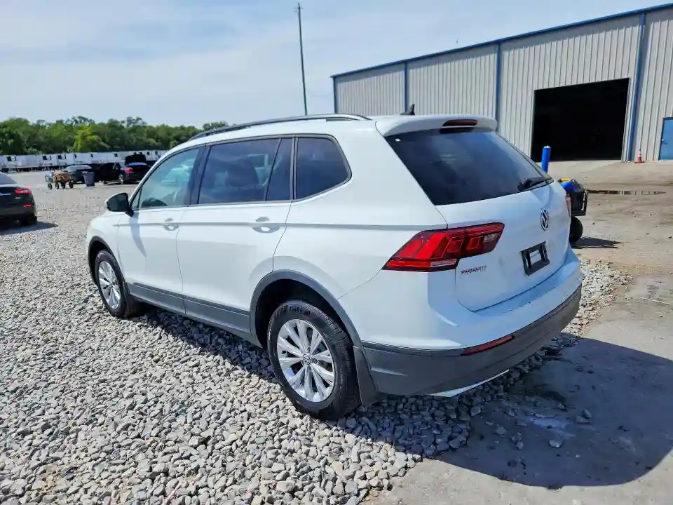 3VV1B7AX5LM105400 2020 VOLKSWAGEN TIGUAN-1