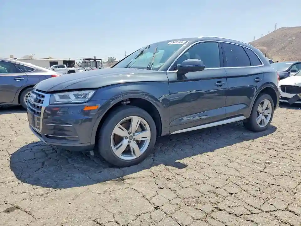 WA1BNAFY1J2055019 2018 AUDI Q5-0