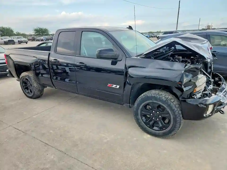 1GCVKREC7JZ361293 2018 CHEVROLET ALL MODELS-3