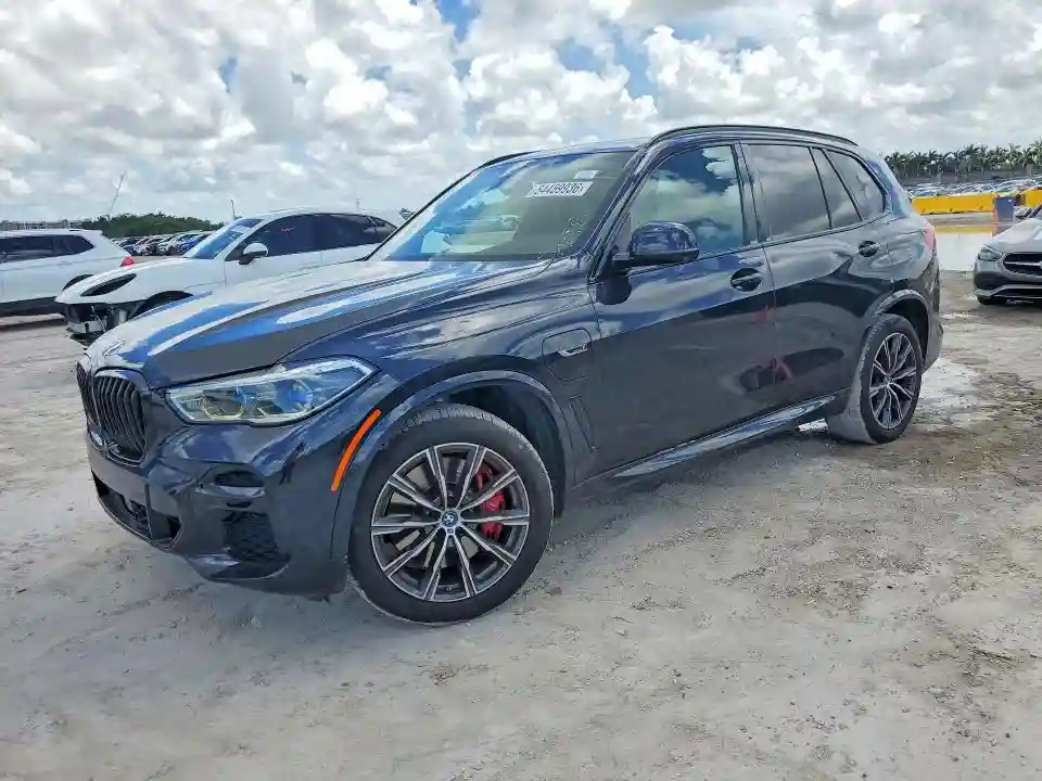 5UXTA6C07N9L65690 2022 BMW X5-0
