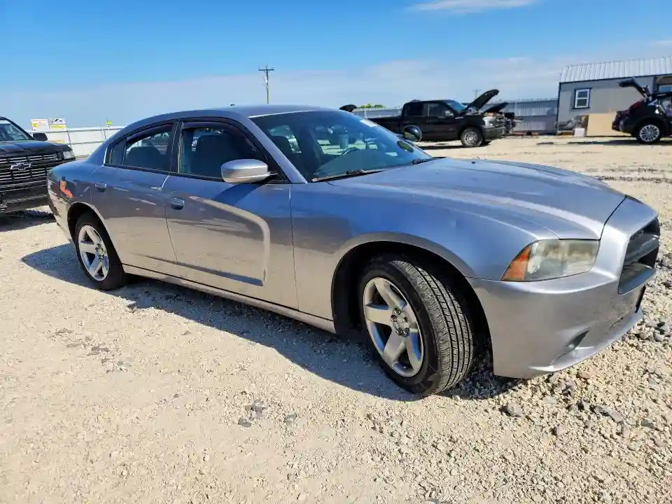 2C3CDXAT2DH593692 2013 DODGE CHARGER-3