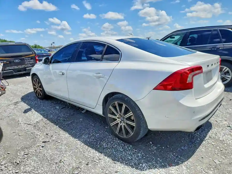LYV402HK3HB154767 2017 VOLVO S60-1