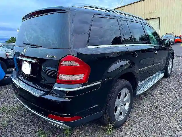 4JGBF7BE0AA592127 2010 MERCEDES-BENZ GL-CLASS-3