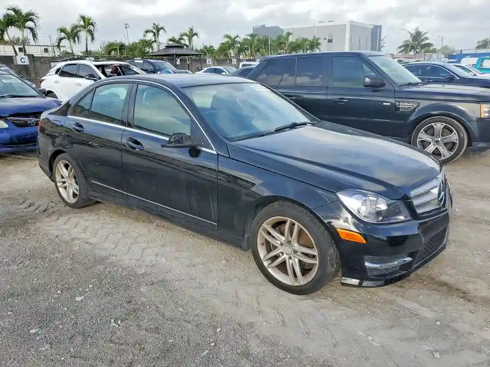 WDDGF4HB4DA837656 2013 MERCEDES-BENZ C-CLASS-3