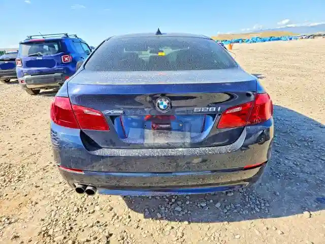 WBAXH5C56DDW13490 2013 BMW 5 SERIES-5
