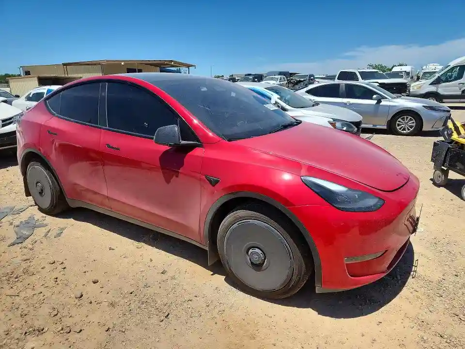 7SAYGAEE6PF941329 2023 TESLA MODEL Y-3