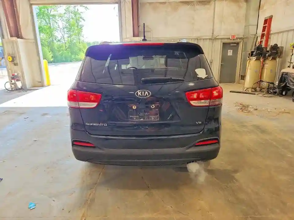 5XYPG4A59HG196988 2017 KIA SORENTO-5