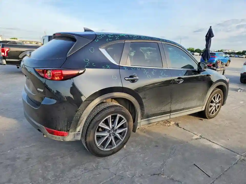 JM3KFACM8J0405821 2018 MAZDA CX-5-2