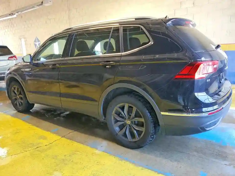 3VV2B7AX9PM053375 2023 VOLKSWAGEN TIGUAN-1