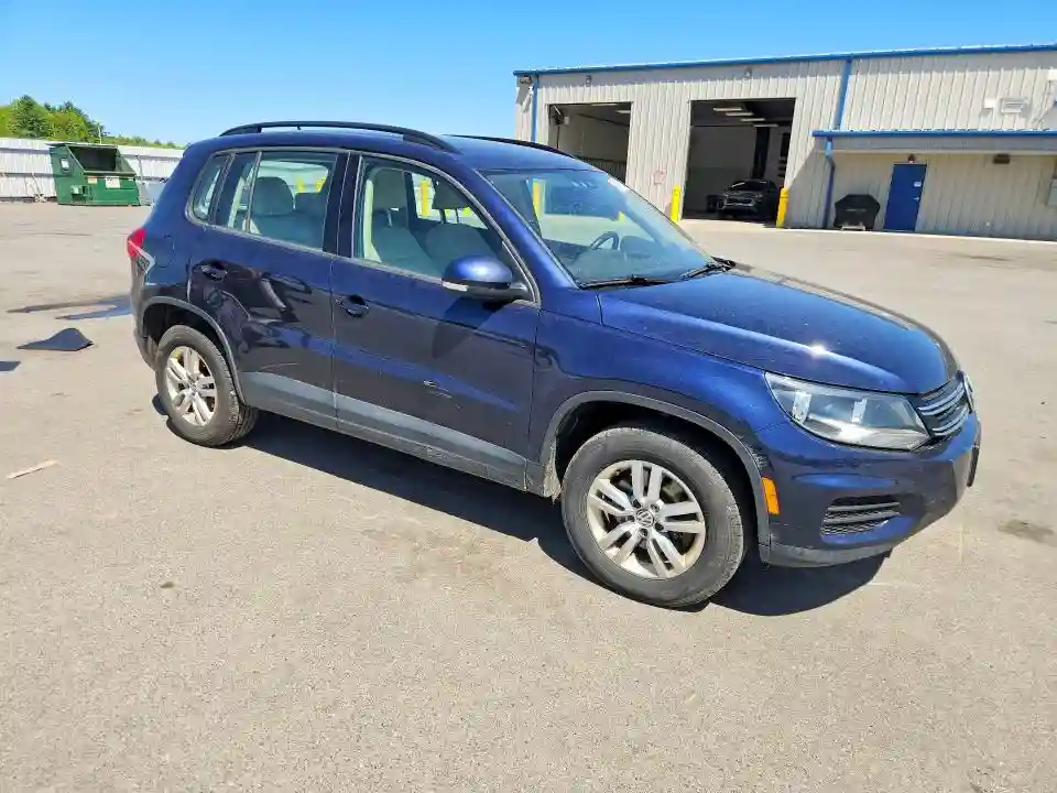 WVGBV7AX2GW593328 2016 VOLKSWAGEN TIGUAN-3