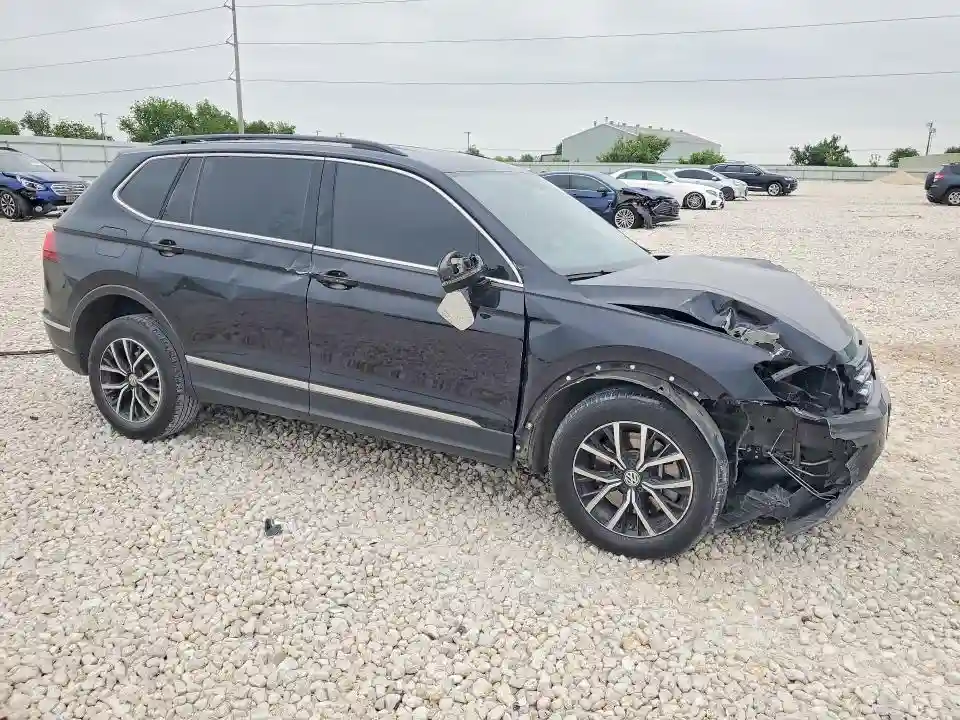 3VV3B7AX0MM062160 2021 VOLKSWAGEN TIGUAN-3