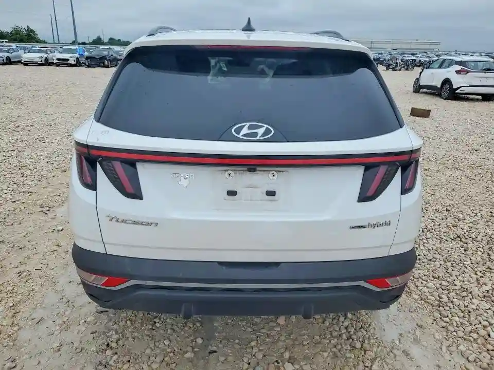 KM8JFCA18NU017121 2022 HYUNDAI TUCSON-5