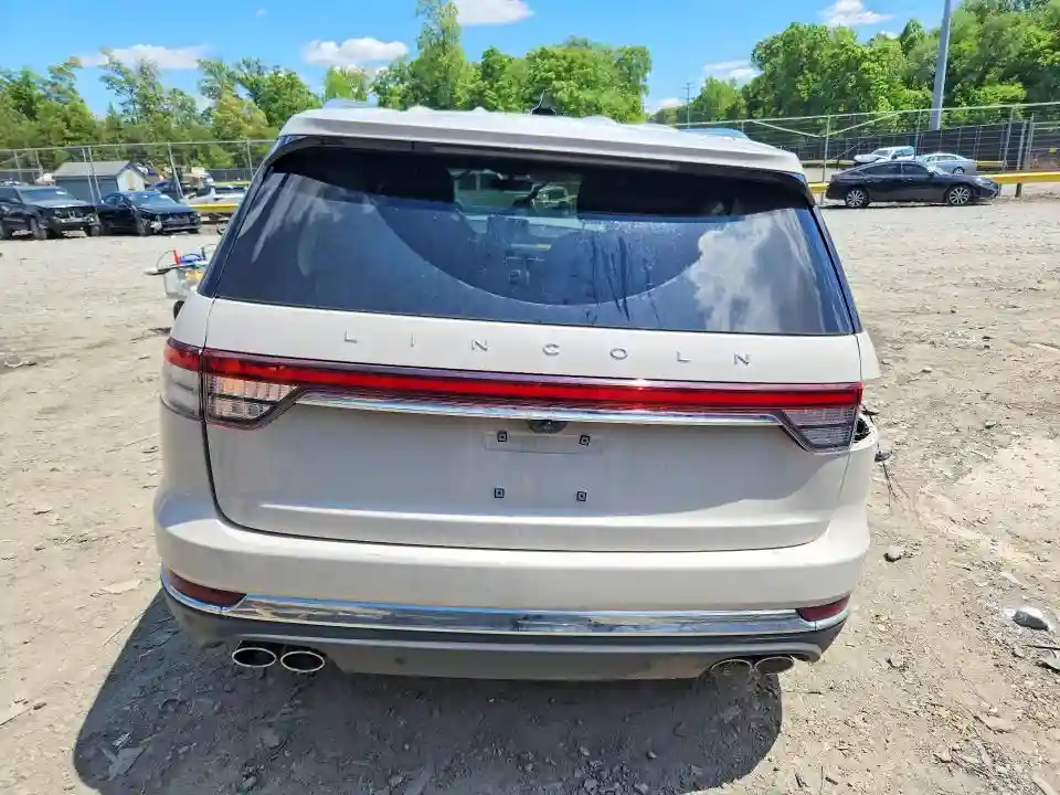 5LM5J7XC4RGL01587 2024 LINCOLN AVIATOR-5