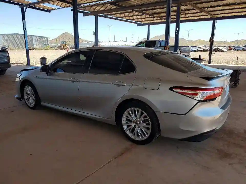 4T1B21HK9JU504423 2018 TOYOTA CAMRY SOLA-1