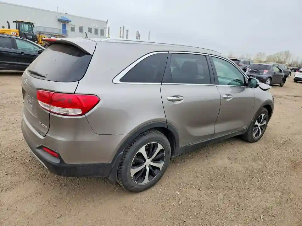 5XYPHDA13HG268682 2017 KIA SORENTO-2
