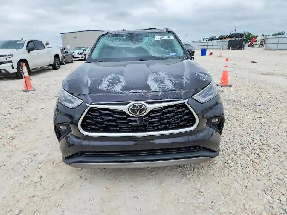 5TDFZRAH9NS108937 2022 TOYOTA HIGHLANDER-4