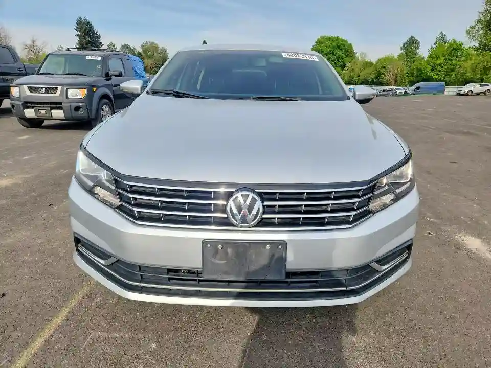 1VWAT7A36GC050243 2016 VOLKSWAGEN PASSAT-4