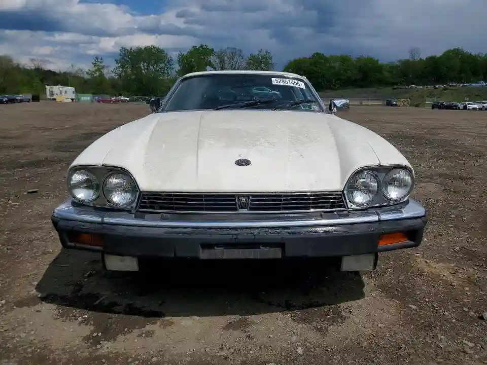 SAJNV5843GC133258 1986 JAGUAR XJS-4