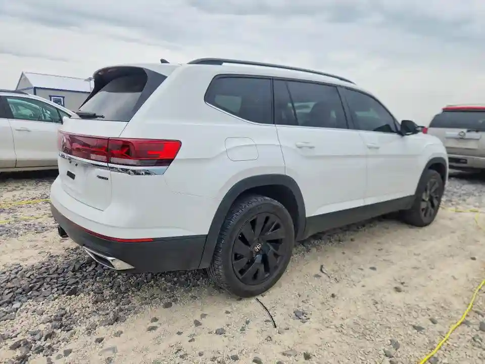 1V2HR2CA0RC545215 2024 VOLKSWAGEN ATLAS-2