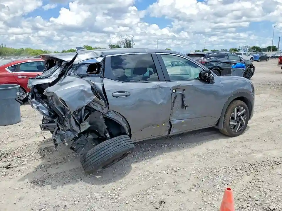 3N8AP6CA1SL366096 2025 NISSAN KICKS-2