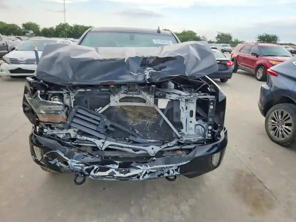 1GCVKREC7JZ361293 2018 CHEVROLET ALL MODELS-4