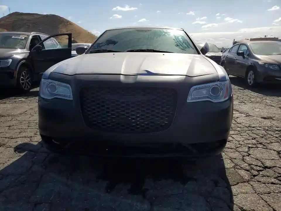 2C3CCAAG5EH335929 2014 CHRYSLER 300-4