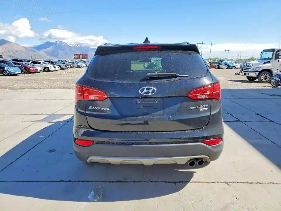 5XYZUDLA6GG305529 2016 HYUNDAI SANTA FE-5