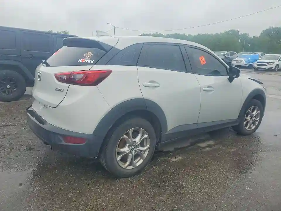 JM1DKFB71J0314413 2018 MAZDA CX-3-2