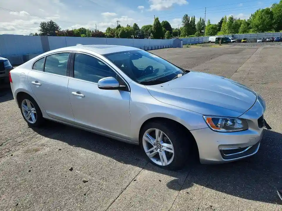 YV1612TBXF1307852 2015 VOLVO S60-3