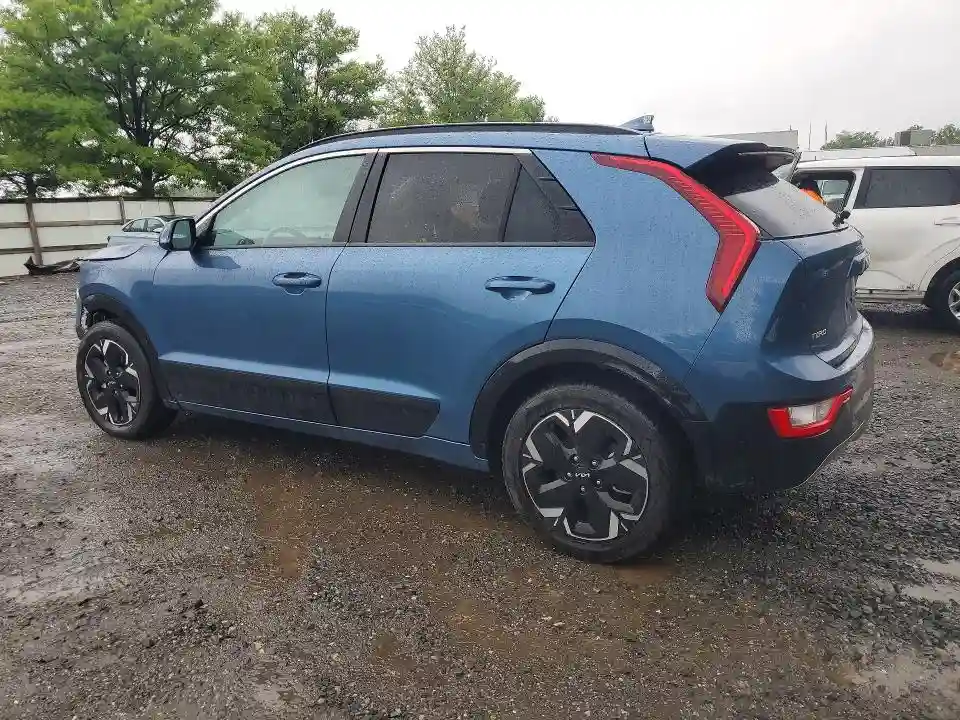 KNDCR3L11R5121631 2024 KIA NIRO-1