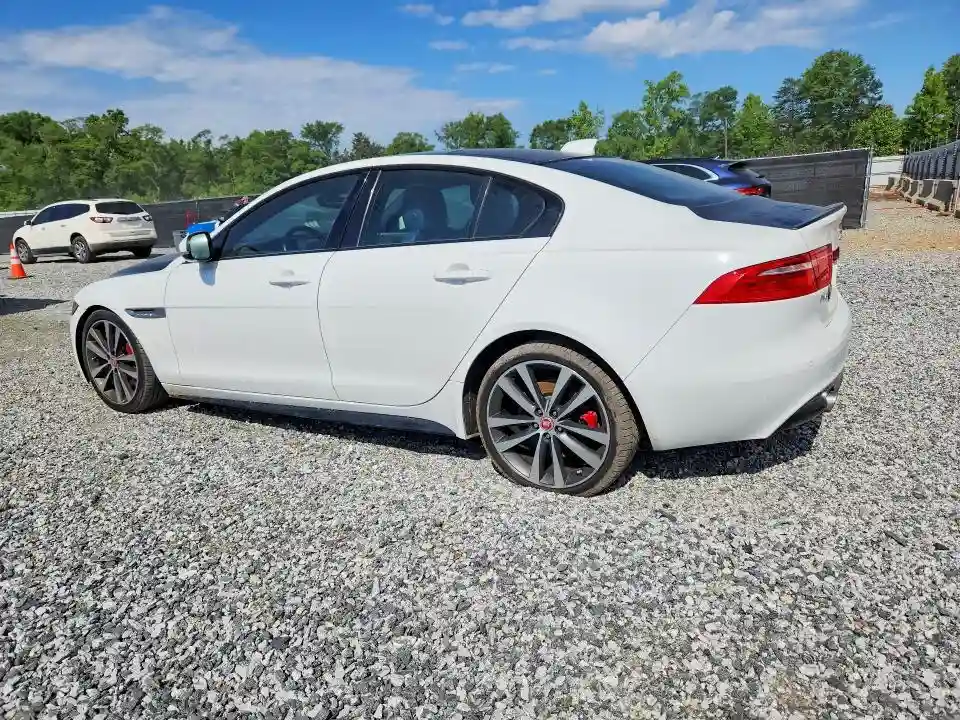 SAJAG4FV7KCP47415 2019 JAGUAR XE-1