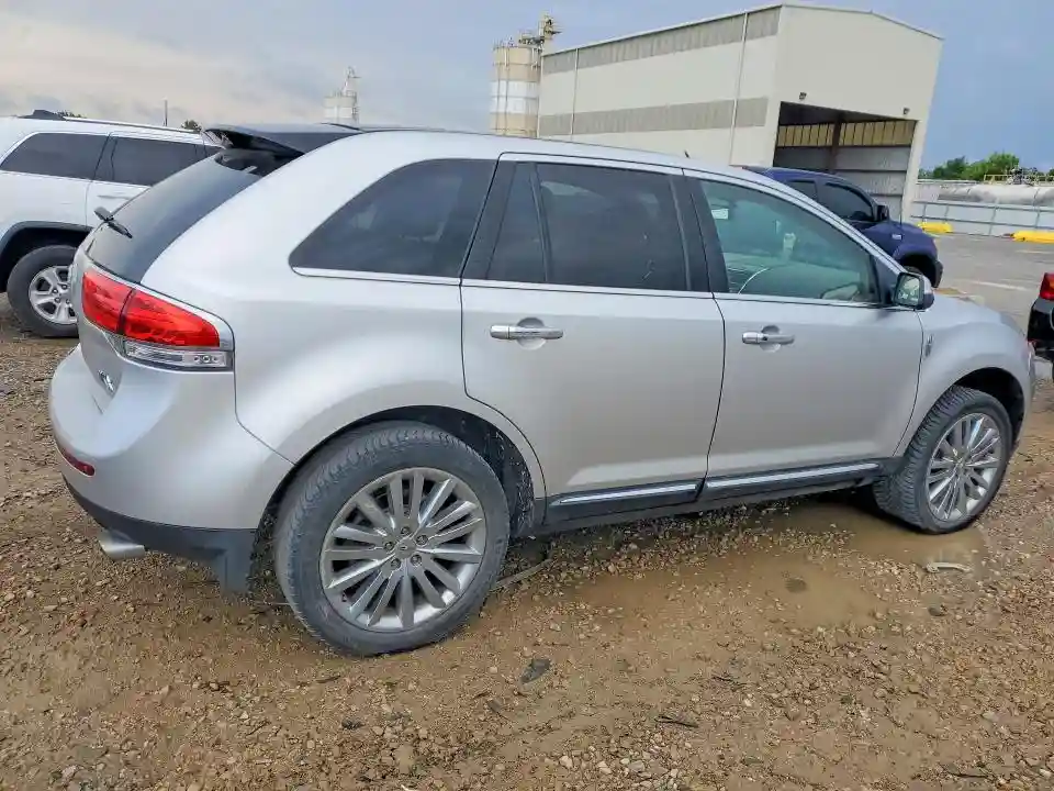 2LMDJ6JK6BBJ29511 2011 LINCOLN MKX-2