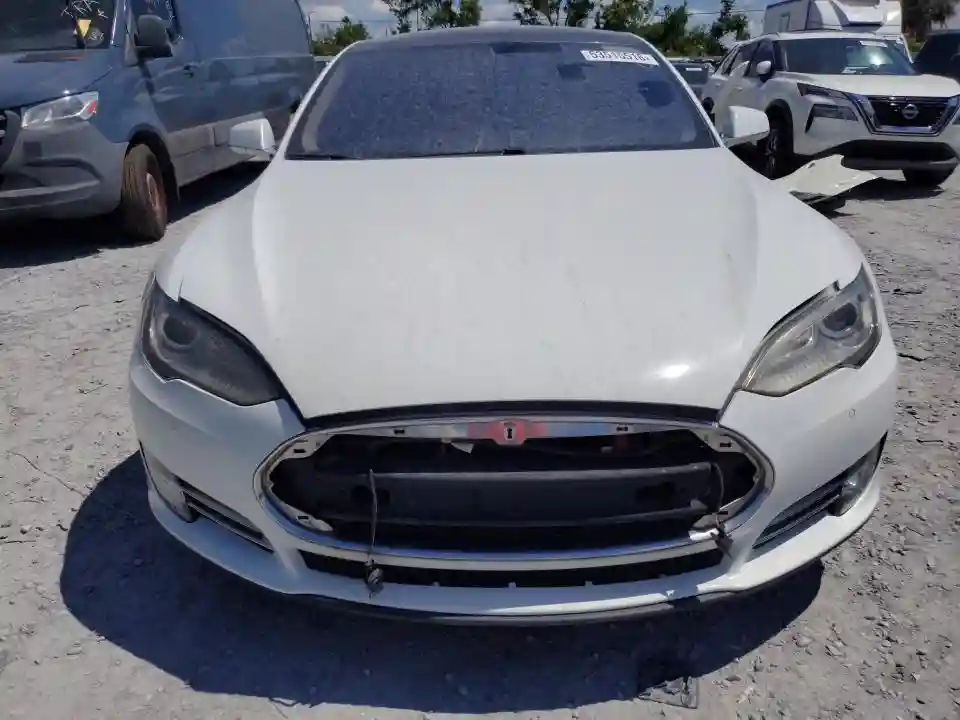 5YJSA1S13EFP65505 2014 TESLA MODEL S-4