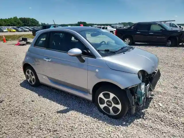 3C3CFFGE3JT465090 2018 FIAT 500-3