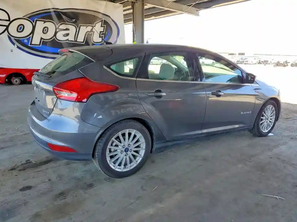 1FADP3R48HL314824 2017 FORD FOCUS-2