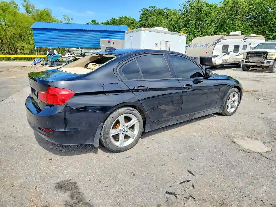 WBA3D5C52EKX98712 2014 BMW 3 SERIES-2