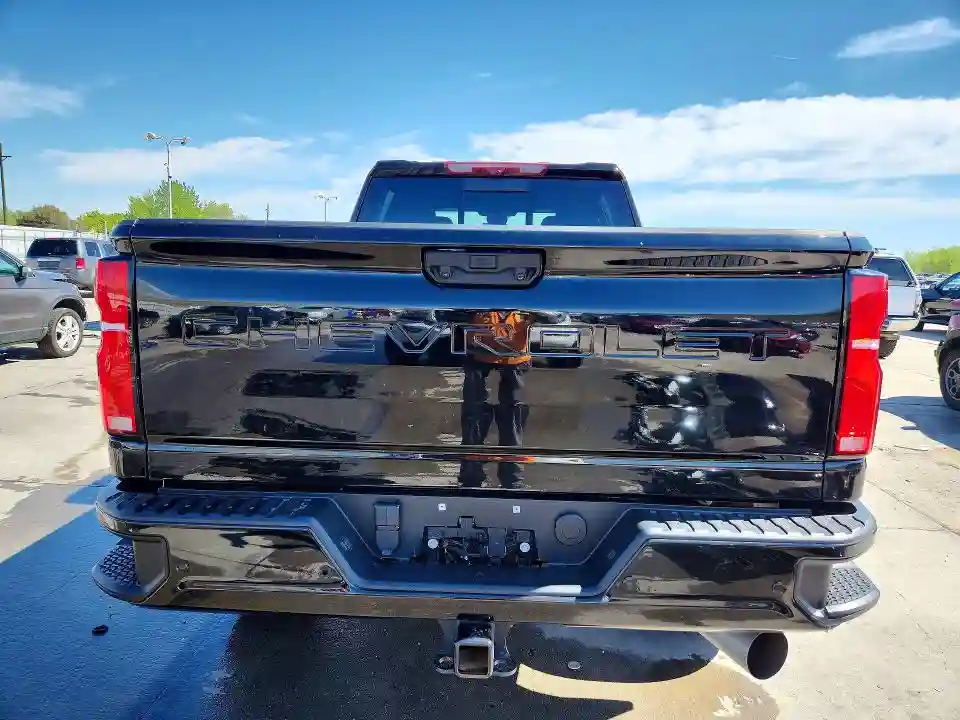 2GC4YREY0R1228028 2024 CHEVROLET SILVERADO-5