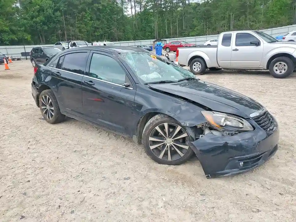 1C3CCBBG7DN744864 2013 CHRYSLER 200-3