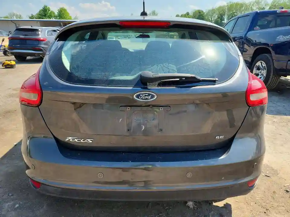 1FADP3K21GL354458 2016 FORD FOCUS-5