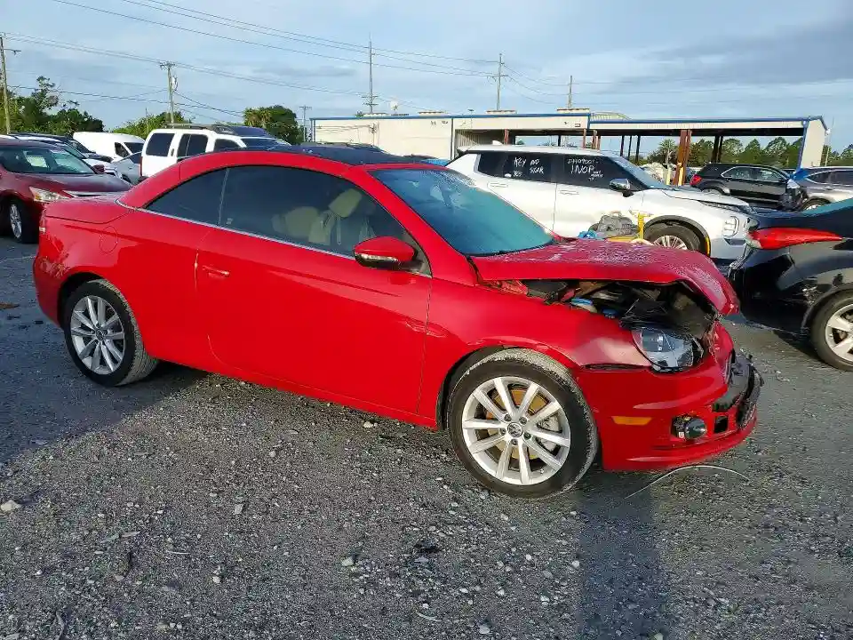 WVWBW8AH8DV005689 2013 VOLKSWAGEN EOS-3