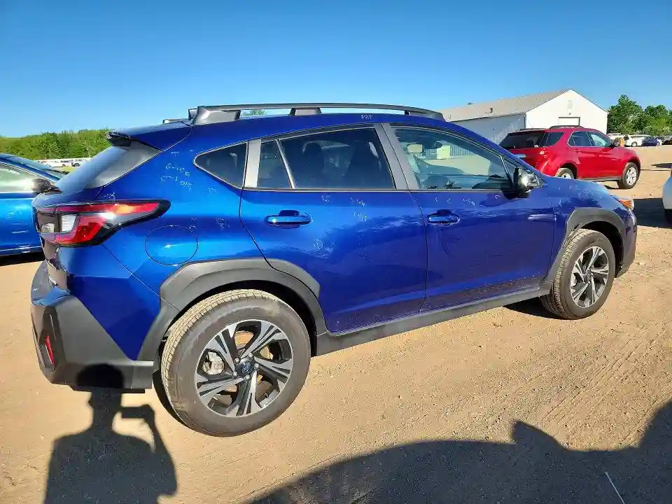 JF2GUADC6RH901337 2024 SUBARU CROSSTREK-2