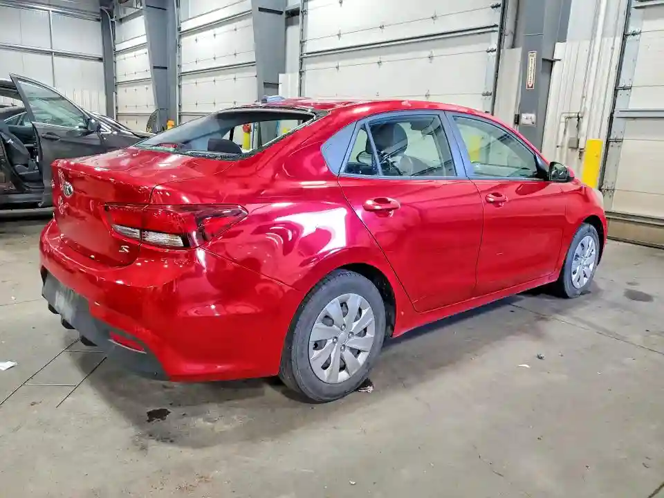 3KPA24AB7JE071355 2018 KIA RIO-2