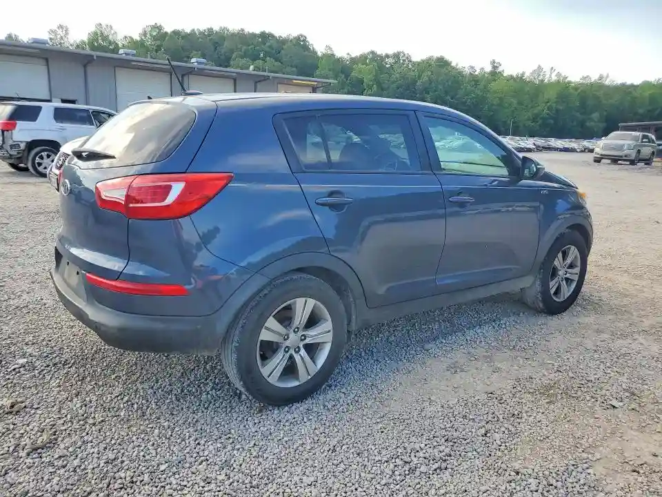 KNDPBCA28C7293412 2012 KIA SPORTAGE-2