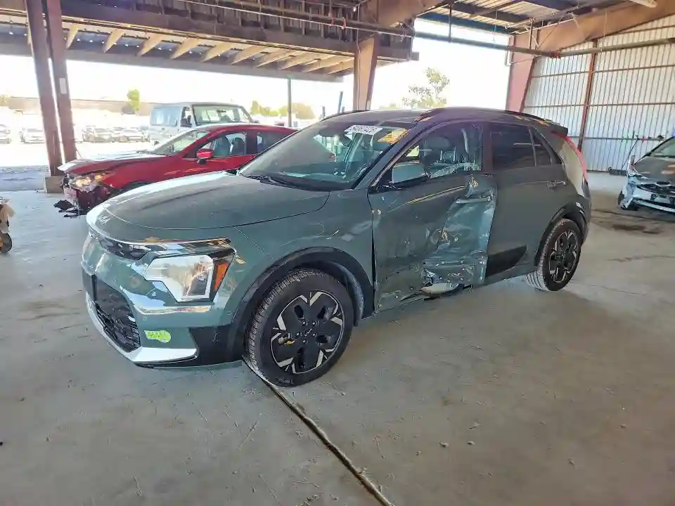 KNDCT3L14P5039293 2023 KIA NIRO-0