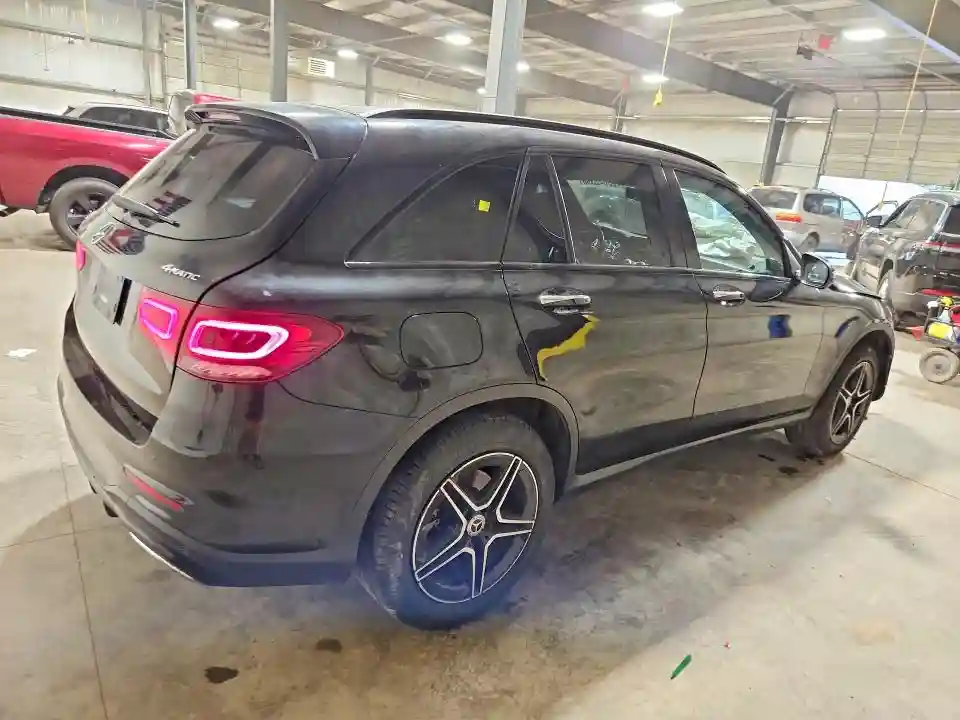 W1N0G8EB9MF991764 2021 MERCEDES-BENZ GLC-CLASS-2