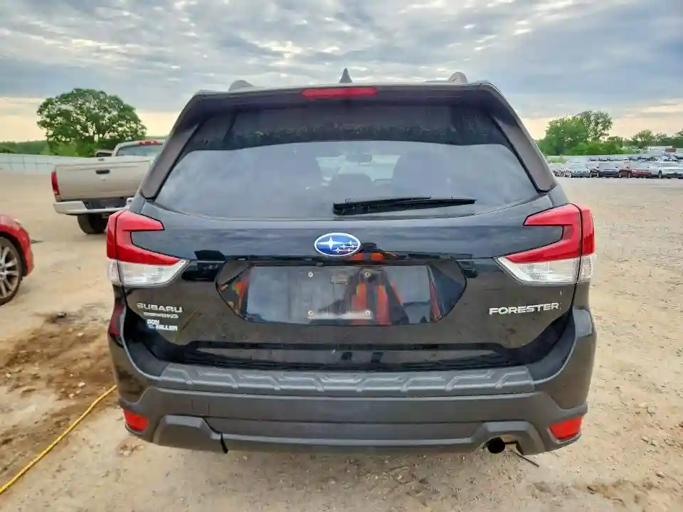 JF2SKAEC4KH470680 2019 SUBARU FORESTER-5
