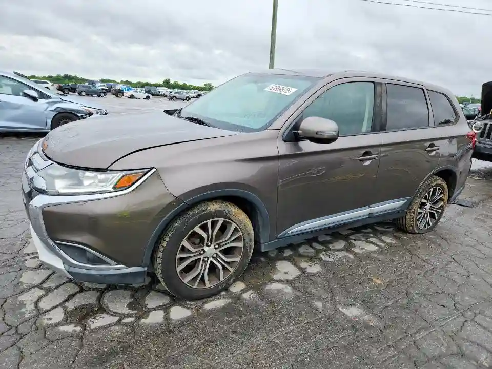 JA4AD3A36JZ017556 2018 MITSUBISHI OUTLANDER-0