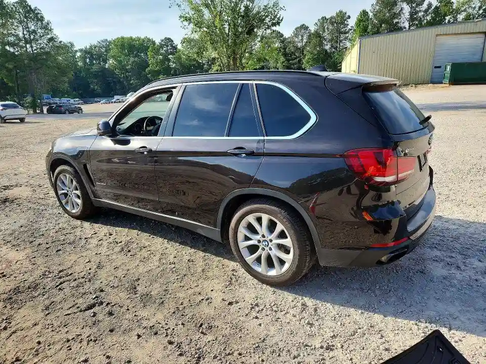 5UXKT0C5XG0S76699 2016 BMW X5-1