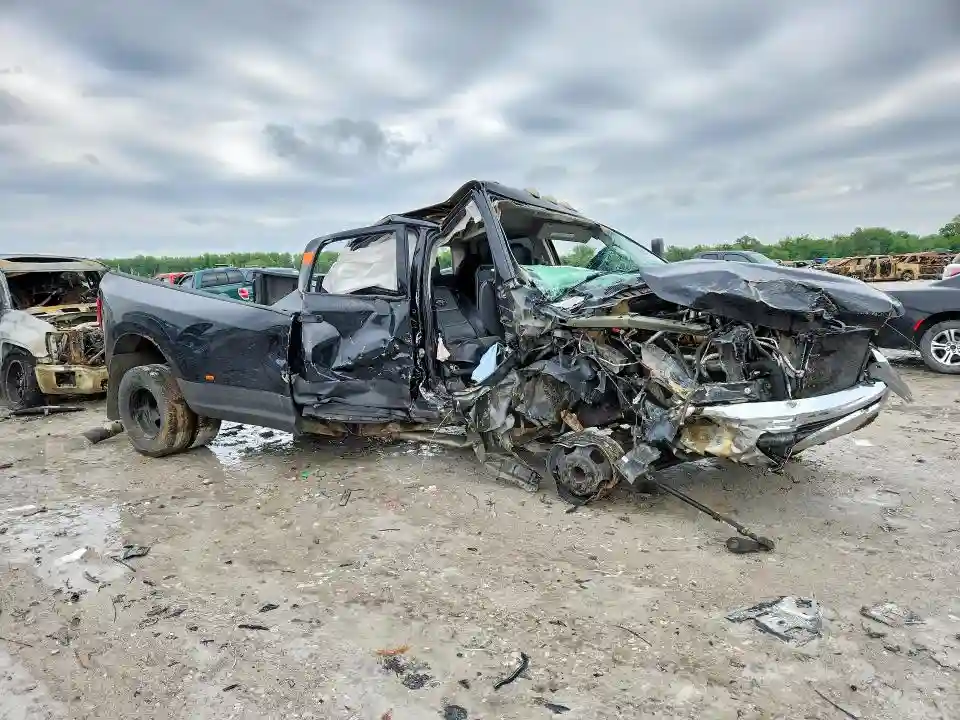 3C63RRGL2EG158700 2014 RAM 3500-3
