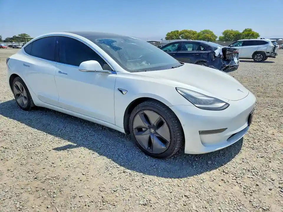 5YJ3E1EB5LF636532 2020 TESLA MODEL 3-3